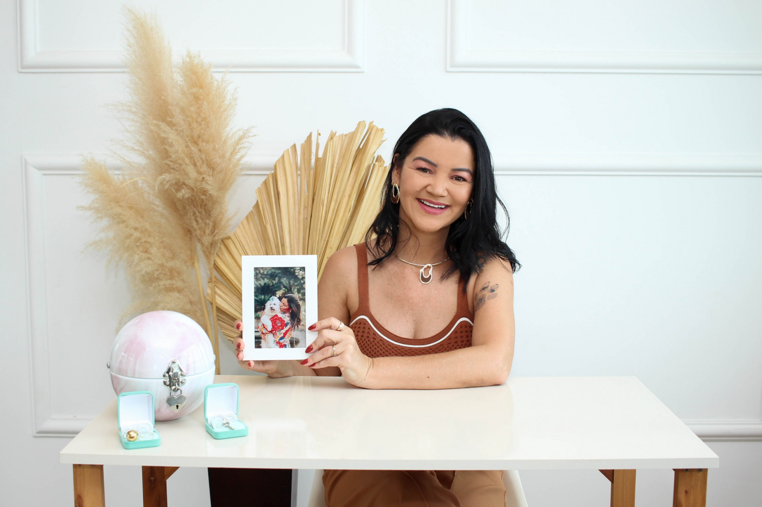 Cremação Pet e Acolhimento Humanizado: A Nova Realidade do Setor Funerário Multiespécie Entrevista com Kênia Camargo